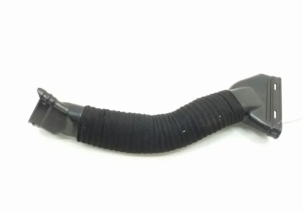 a6420948897   air intake hose